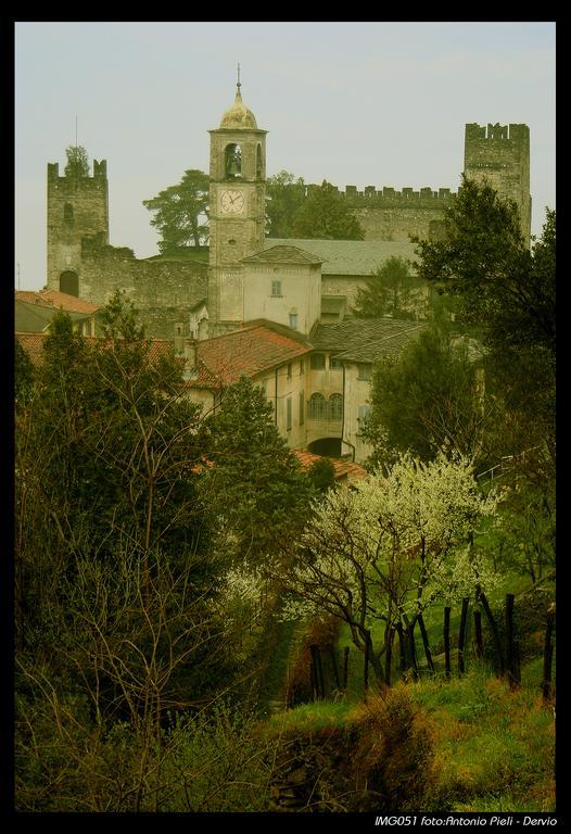 데르비오 Al Castello 아파트 외부 사진