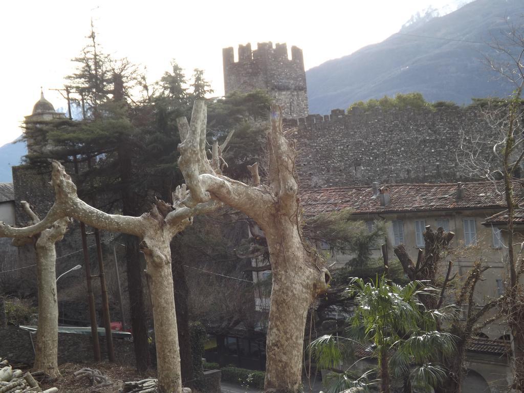 데르비오 Al Castello 아파트 외부 사진